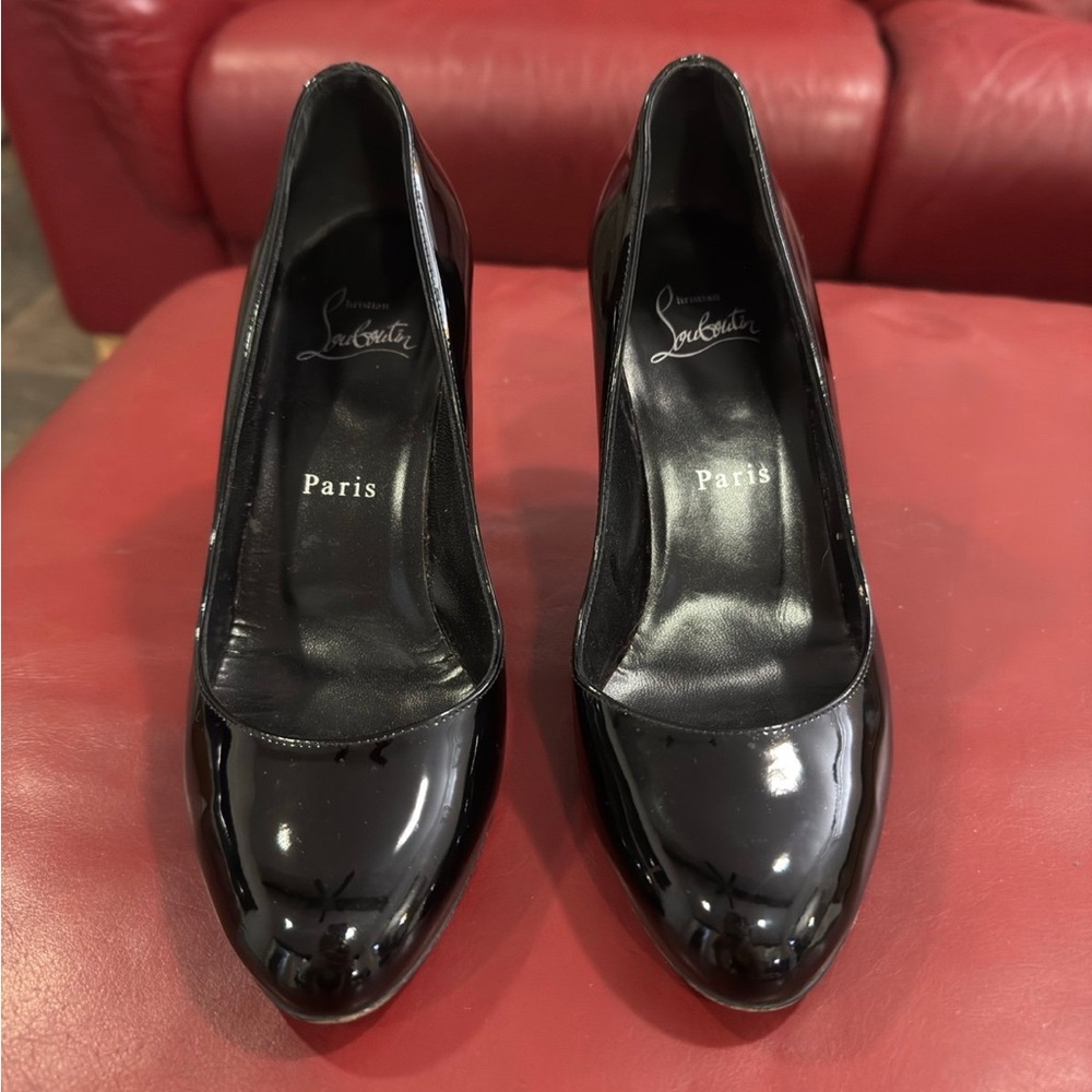 Christian Louboutin Simple Pumps - Picture 2 of 13